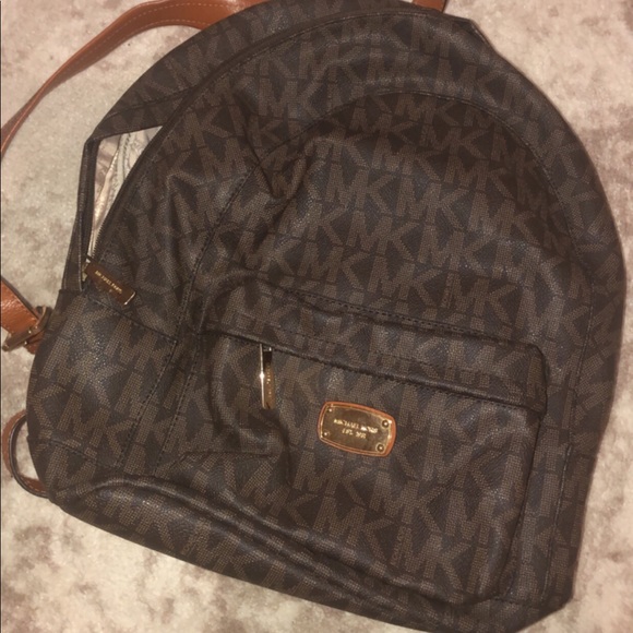 Large Michael kors backpack - Picture 1 of 4